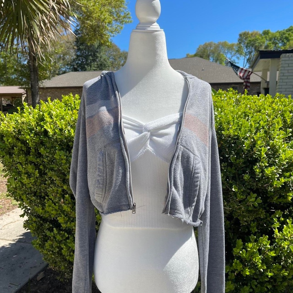 hollister cropped jacket